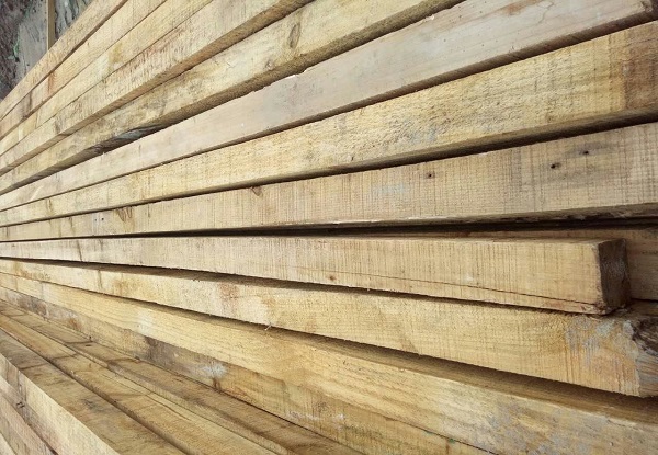 辽宁二手方木多层板回收   吉林废方木多少钱一吨-- 河北二手方木多层板回收厂家