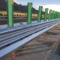 组合型波型板活动式钢护栏
